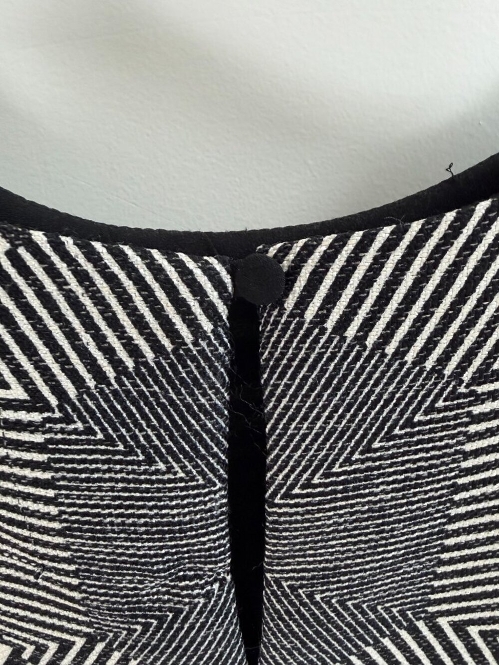 Geometrical Racerback Tank - Picture 5 of 6